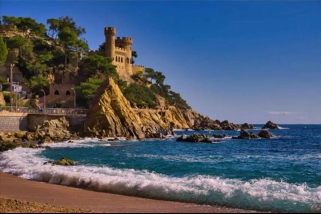 Seahomes Vacations, Fenals Beach&Chic, Pk, Top Apartment Full Equipped Lloret de Mar Espagne