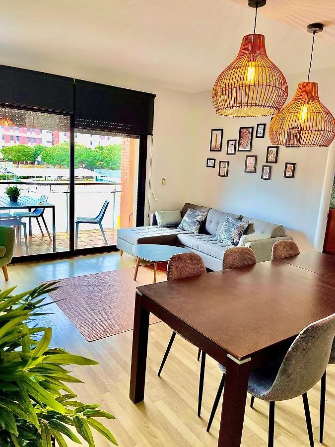 Seahomes Vacations, Fenals Beach&Chic, Pk, Top Apartment Full Equipped Lloret de Mar